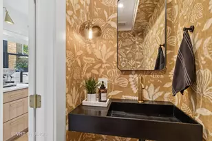 1473 Edgewood Ln, Winnetka, IL 60093 - Photo 13