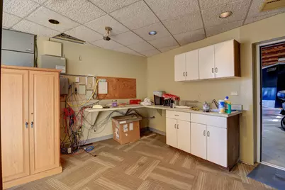 1400 N Galena Avenue, Dixon, IL 61021 - Photo 13