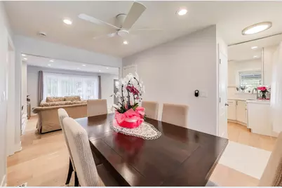 1394 Carol Lane, Des Plaines, IL 60018 - Photo 9