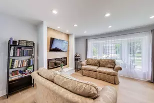 1394 Carol Ln, Des Plaines, IL 60018 - Photo 5