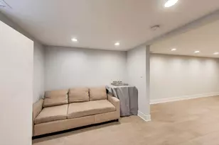 1394 Carol Ln, Des Plaines, IL 60018 - Photo 25