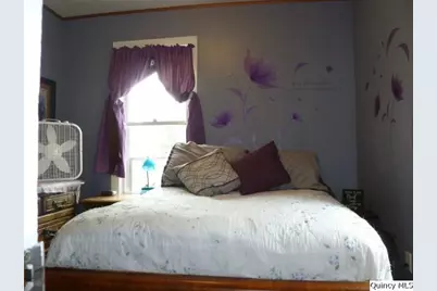 105 W 3rd Avenue, La Harpe, IL 61450 - Photo 13