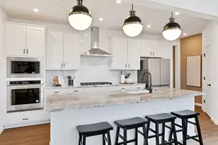 1048 Quarry Ct, Carol Stream, IL 60188 - Photo 3