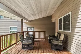 690 N Cove Ct, Decatur, IL 62521 - Photo 5