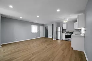 8853 S Halsted St, Chicago, IL 60620 - Photo 5