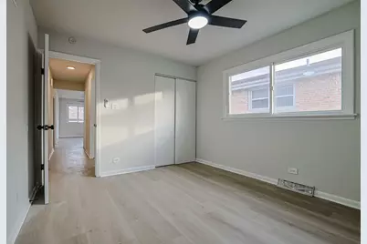 371 Bensley Avenue, Calumet City, IL 60409 - Photo 17