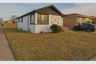 371 Bensley Avenue, Calumet City, IL 60409 - Photo 3