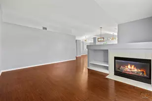 9521 Georgetown Ln, Crystal Lake, IL 60014 - Photo 11