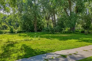 2910 E 138th Pl, Burnham, IL 60633 - Photo 5