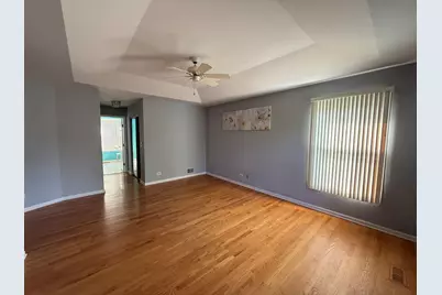 1062 Dearborn Lane, Vernon Hills, IL 60061 - Photo 21