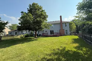 1062 Dearborn Ln, Vernon Hills, IL 60061 - Photo 29