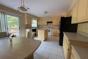 1062 Dearborn Ln, Vernon Hills, IL 60061 - Photo 11