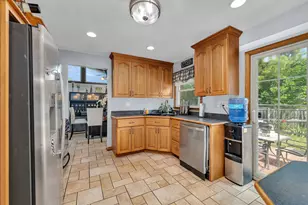 20W260 Meadow Ln, Lemont, IL 60439 - Photo 11