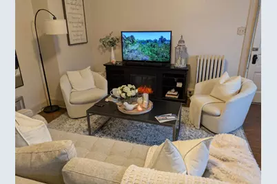 328 W Saint Charles Road, Lombard, IL 60148 - Photo 7