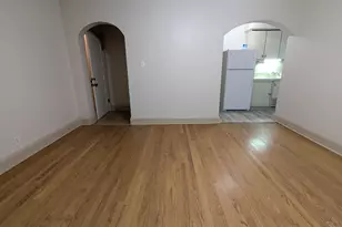 328 W St Charles Rd, Lombard, IL 60148 - Photo 25