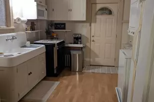 328 W St Charles Rd, Lombard, IL 60148 - Photo 9