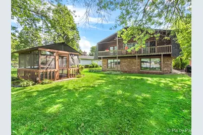 1423 N River Road, McHenry, IL 60051 - Photo 1