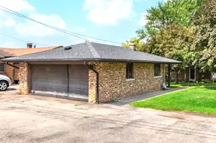 1423 N River Rd, McHenry, IL 60051 - Photo 43