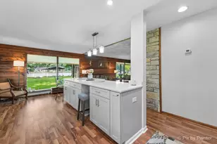 1423 N River Rd, McHenry, IL 60051 - Photo 15