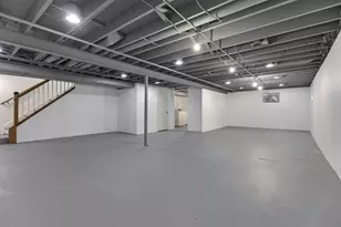 301 Lance Dr, Des Plaines, IL 60016 - Photo 5