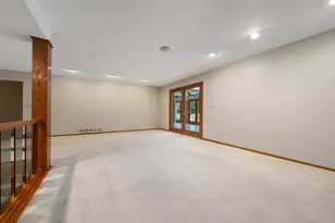 6471 Myrtle Ln, Rockford, IL 61108 - Photo 13