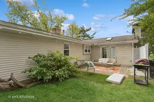 1750 W Thomas St, Arlington Heights, IL 60004 - Photo 15