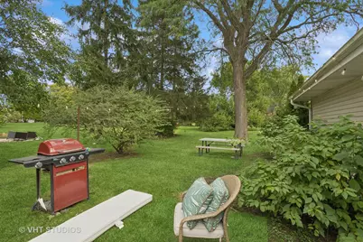 1750 W Thomas Street, Arlington Heights, IL 60004 - Photo 17