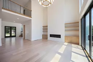 11901 Heritage Dr, Burr Ridge, IL 60527 - Photo 17