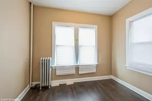 7846 S Bennett Ave, Chicago, IL 60649 - Photo 15