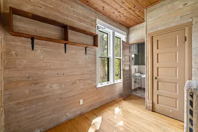 84 N Walkup Avenue, Crystal Lake, IL 60014 - Photo 15