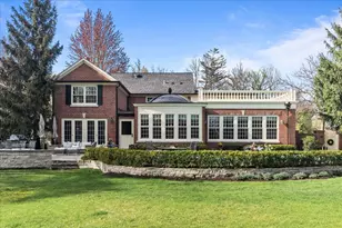 1300 Hackberry Ln, Winnetka, IL 60093 - Photo 3