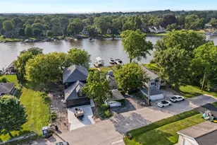 1515 N River Rd, McHenry, IL 60051 - Photo 23