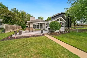 1515 N River Rd, McHenry, IL 60051 - Photo 19