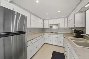 1515 N River Rd, McHenry, IL 60051 - Photo 21