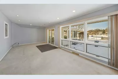 1515 N River Road, McHenry, IL 60051 - Photo 19