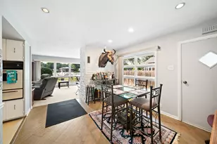 1515 N River Rd, McHenry, IL 60051 - Photo 9