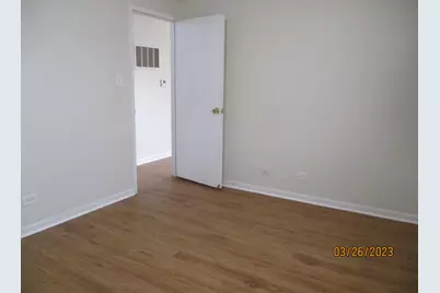 4215 W 87th Street, Hometown, IL 60456 - Photo 11