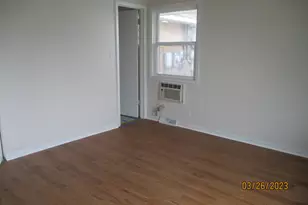 4215 W 87th St, Hometown, IL 60456 - Photo 7