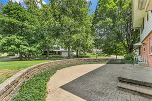 1202 Foothill Dr, Champaign, IL 61821 - Photo 51