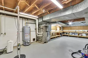 1202 Foothill Dr, Champaign, IL 61821 - Photo 41