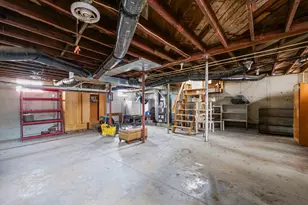 808 W William St, Monticello, IL 61856 - Photo 25