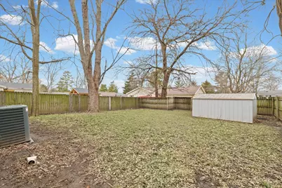 808 W William Street, Monticello, IL 61856 - Photo 27