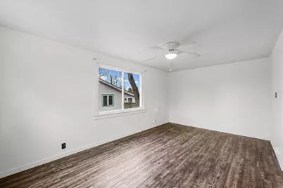 808 W William Street, Monticello, IL 61856 - Photo 5