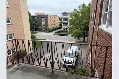 5240 Galitz Street #306, Skokie, IL 60077 - Photo 17