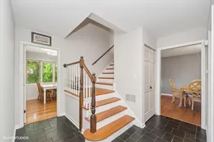 104 E Louis Ave, Lake Forest, IL 60045 - Photo 5