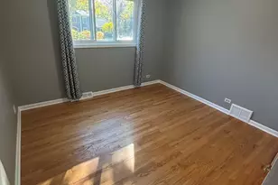 104 E Louis Ave, Lake Forest, IL 60045 - Photo 21