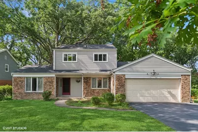 104 E Louis Avenue, Lake Forest, IL 60045 - Photo 1