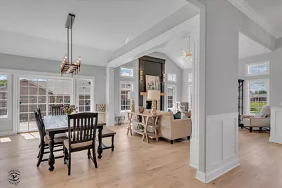 8855 Milwaukee Breakwater Drive, Frankfort, IL 60423 - Photo 19