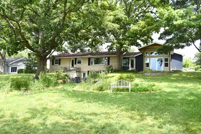302 Weaver Court, Loda, IL 60948 - Photo 1