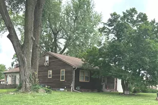 932 25th St, Lasalle, IL 61301 - Photo 3